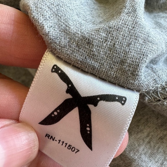 Artful Dodger Embroidered Graphic Short Sleeve Tee / Medium - Picture 11 of 12